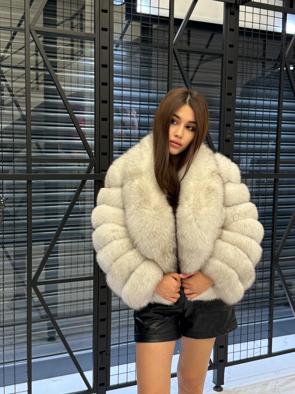Women’s White Fox Fur Jacket, Handmade Detachable Sleeves Short Fur Coat