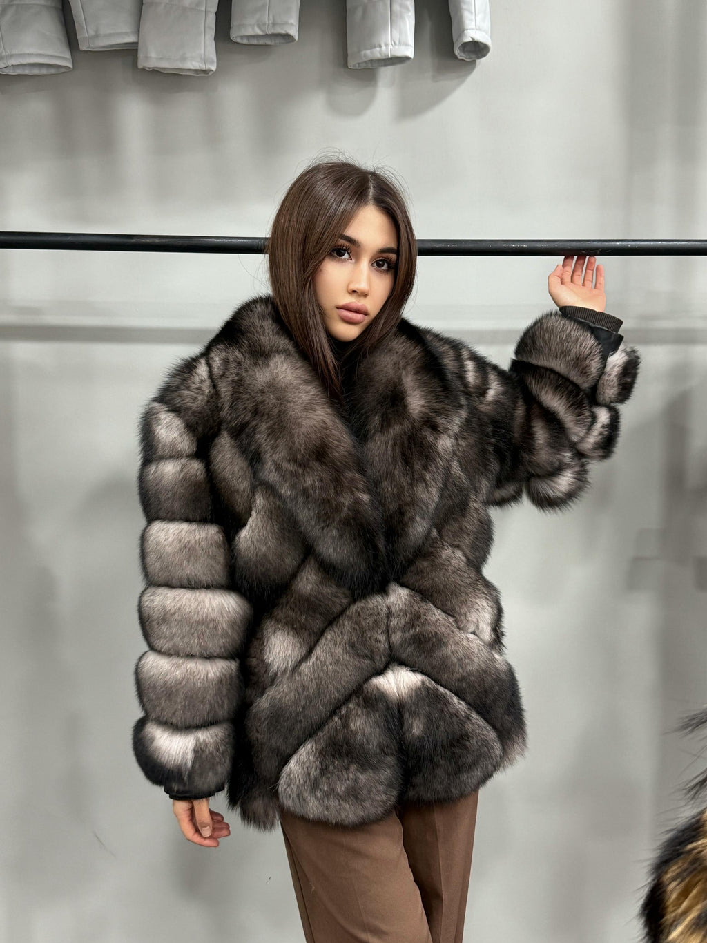 Women’s Fox Fur Jacket, Luxury Short Beige in Gray Fur Coat