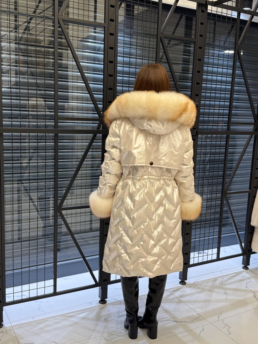 Women’s Glam White Parka Puffer Coat with Removable Fur Trim | Hood Front - Fox Fur Jacket