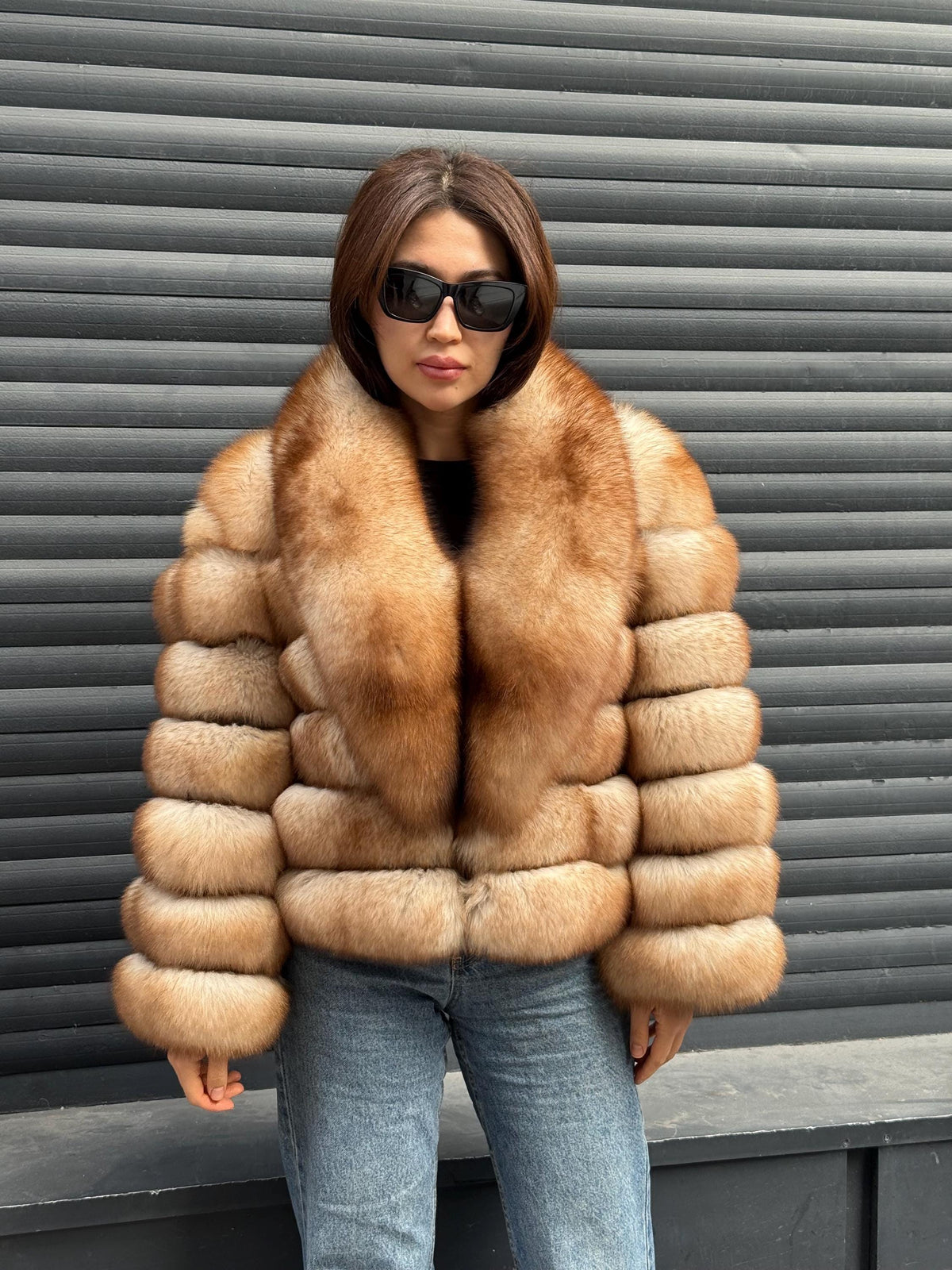 Tipink Beige Fox Fur Jacket: Short With Detachable Sleeves Fox Fur Coat, Women Fox Fur Jacket.. Soft Fox Fur