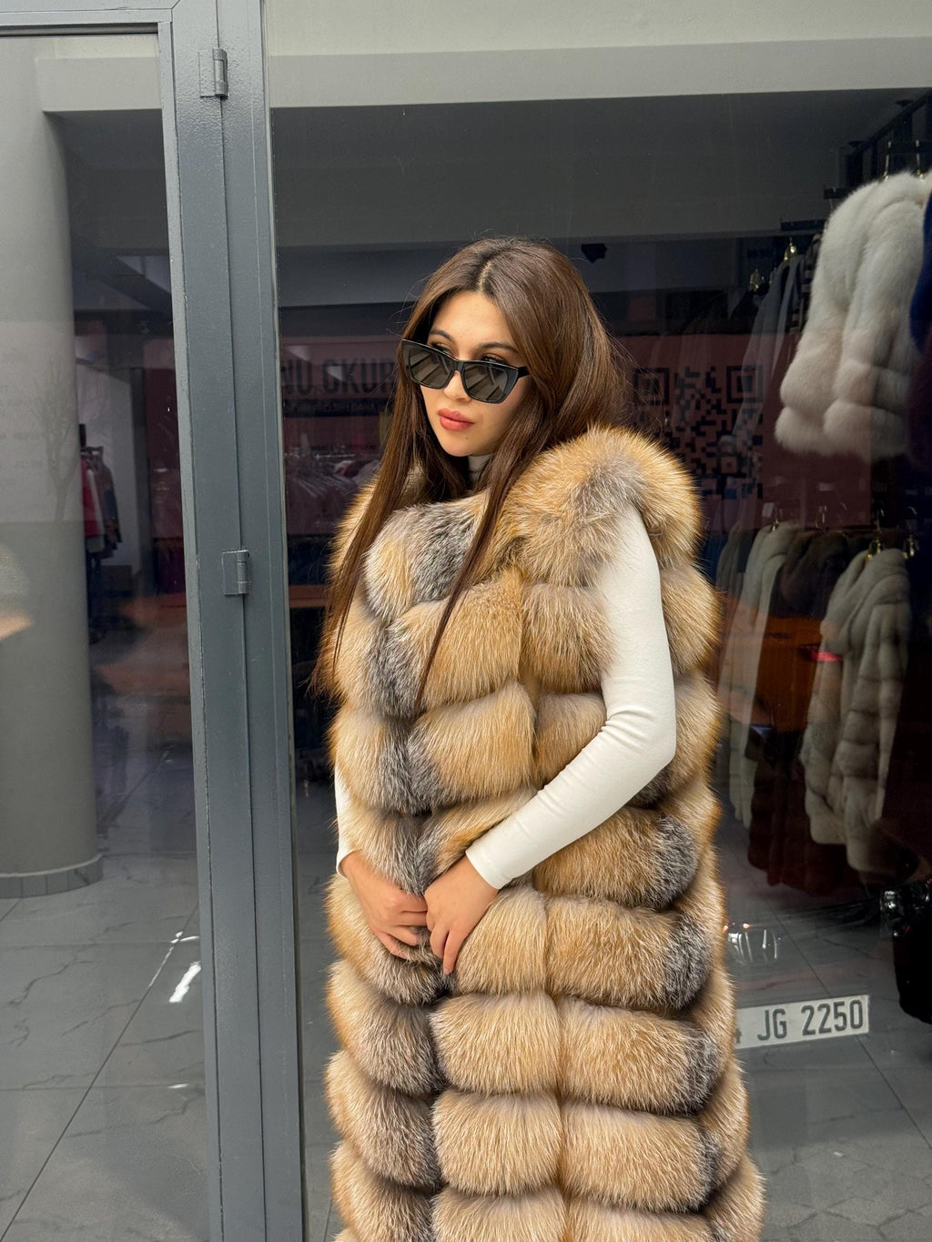 Long Golden Fox Fur Vest, Women Frost Fox Fur Gilet, Sleeveless Fox Fur Jacket, Full Length Fox Fur Vest