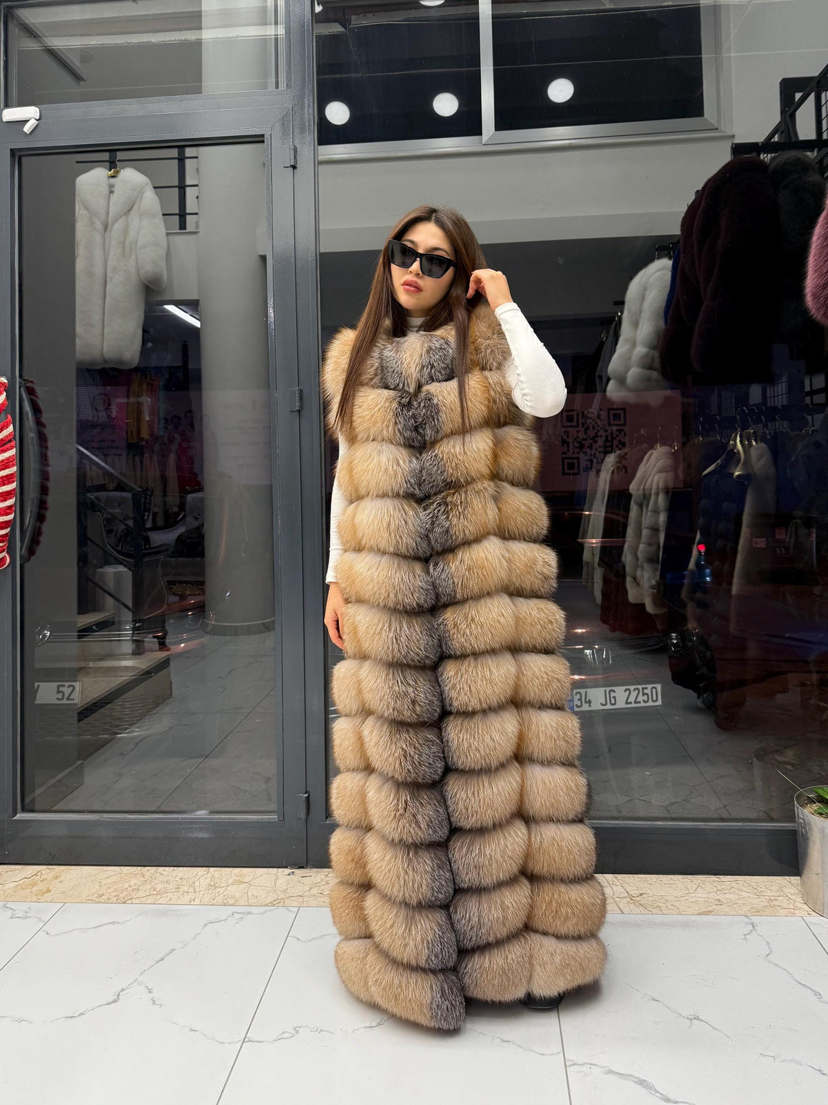 Long Golden Fox Fur Vest, Women Frost Fox Fur Gilet, Sleeveless Fox Fur Jacket, Full Length Fox Fur Vest
