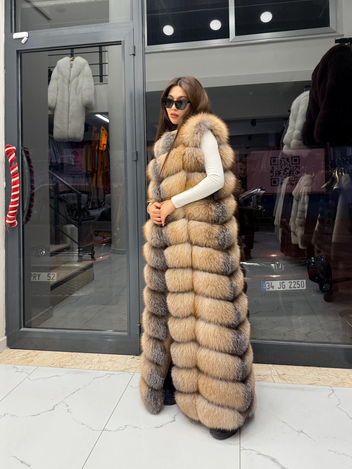 Long Golden Fox Fur Vest, Women Frost Fox Fur Gilet, Sleeveless Fox Fur Jacket, Full Length Fox Fur Vest