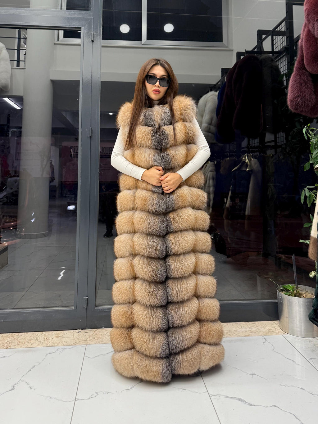 Long Golden Fox Fur Vest, Women Frost Fox Fur Gilet, Sleeveless Fox Fur Jacket, Full Length Fox Fur Vest