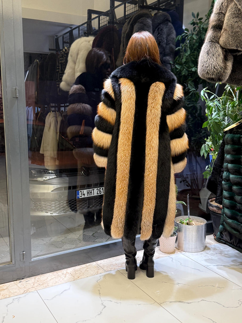 Long Black-Gold Fox Fur Coat, Unisex Luxury Winter Fox Fur Jacket, Black Fox Fur Jacket, Gold Fox Fur Jacket.- Long Fox Fur Jacket