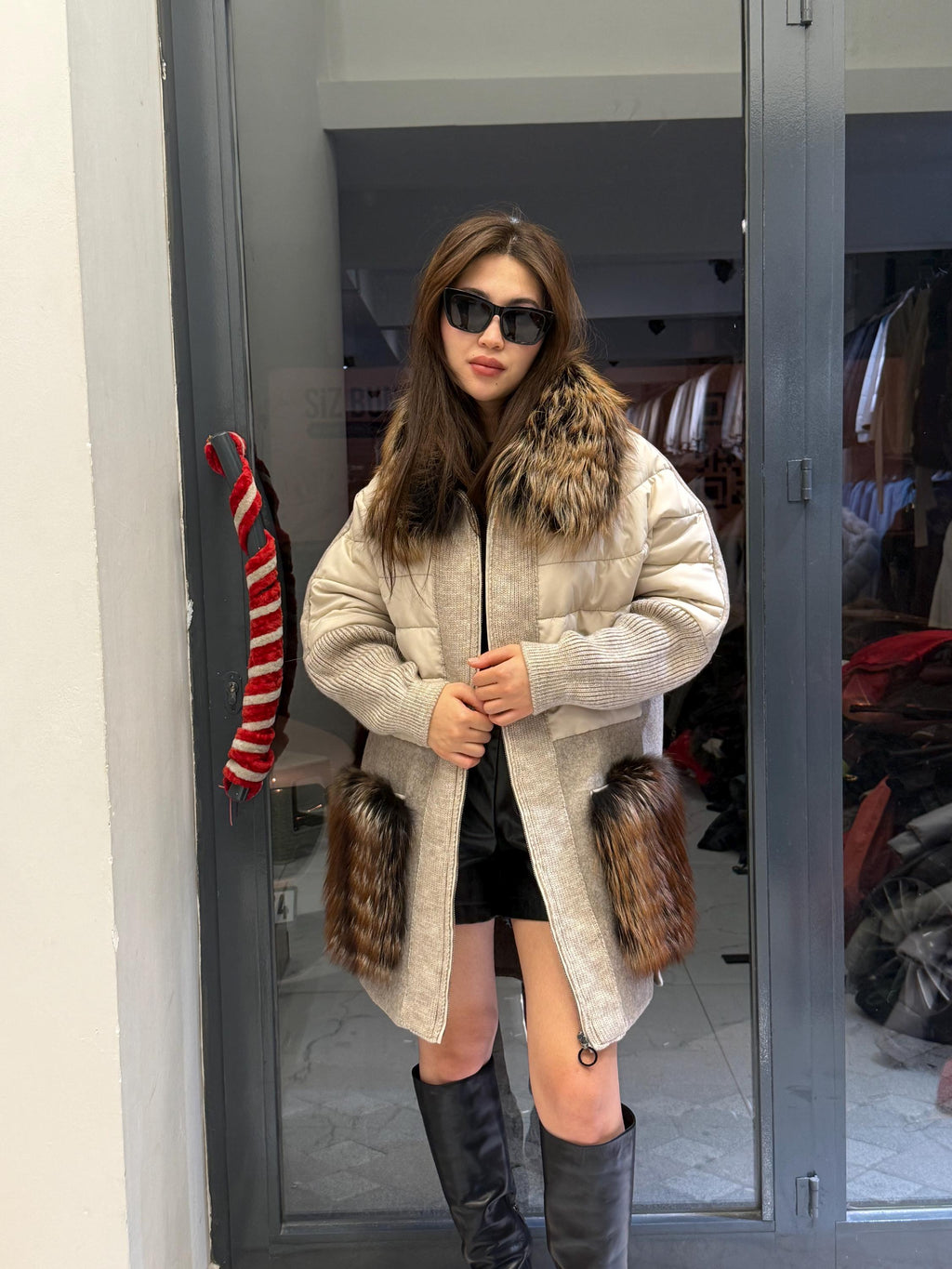 Gray Plus Size Puffer Coat, Women Collar&Pockets Fox Fur Jacket, Oversized Fox Fur Coat, Alpaca Wool Coat. Argentina Fox Fur Jacket