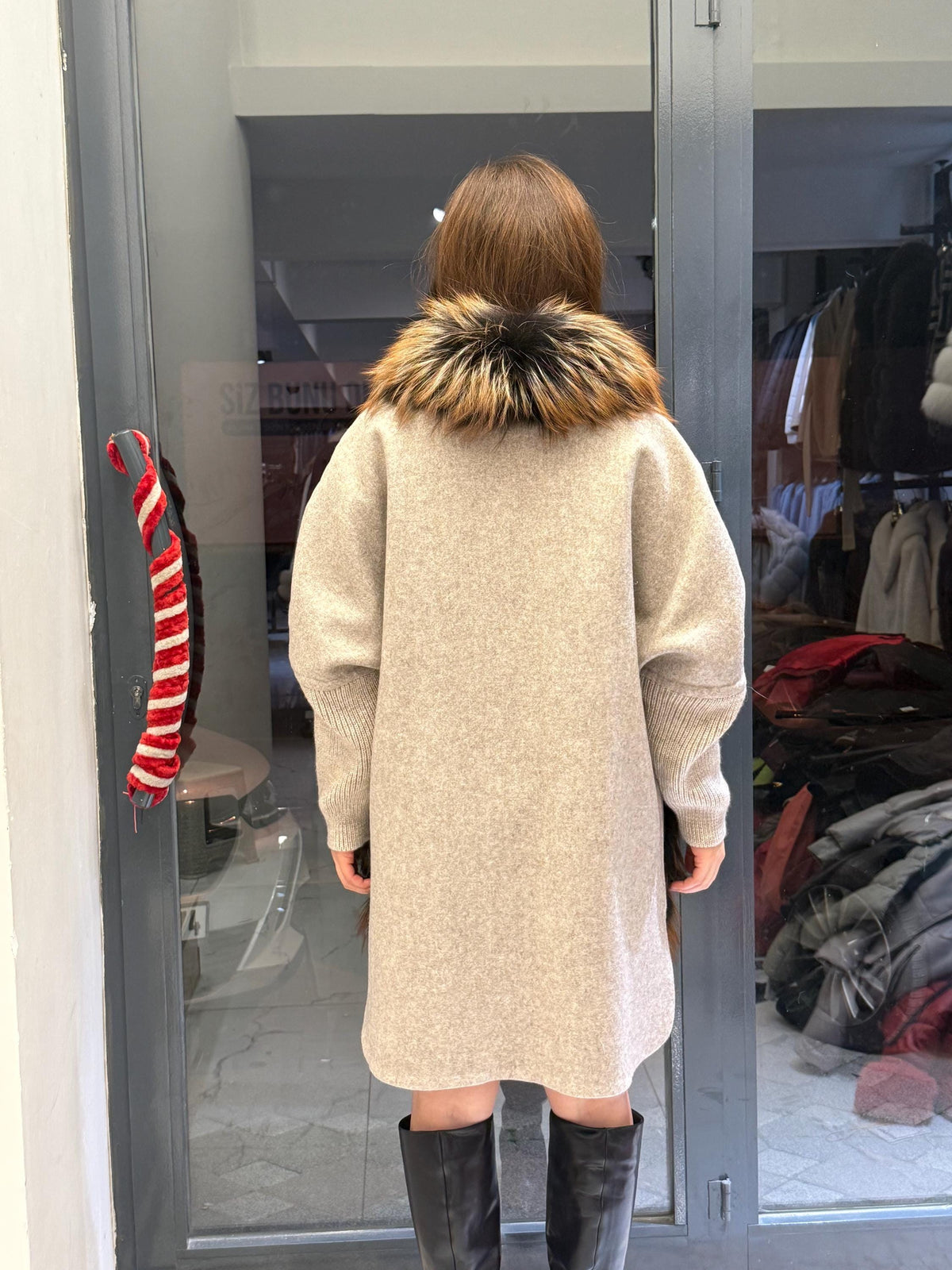 Gray Plus Size Puffer Coat, Women Collar&Pockets Fox Fur Jacket, Oversized Fox Fur Coat, Alpaca Wool Coat. Argentina Fox Fur Jacket