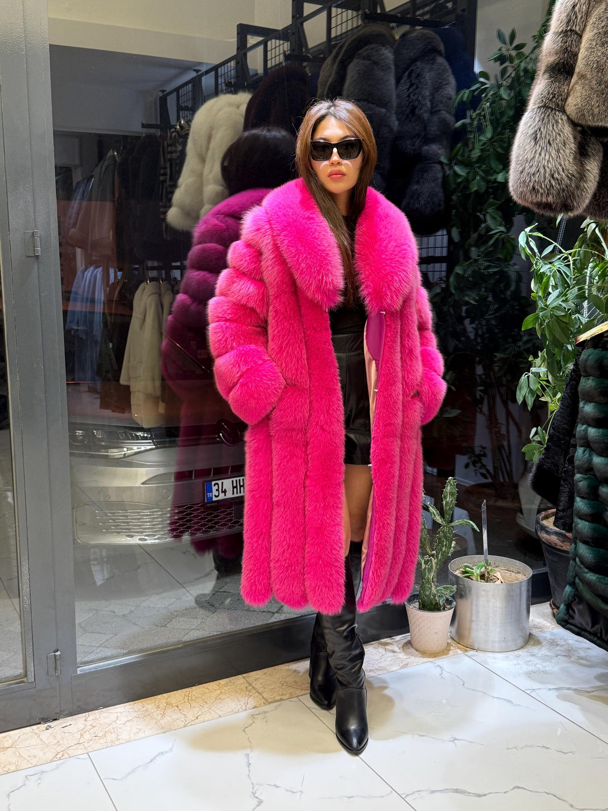 Long Fuchsia Fox Fur Coat, Pink Luxury Winter Fox Fur Jacket, Pink Fox Fur Jacket, Fuchsia Fox Fur Jacket.- Long Fox Fur Jacket