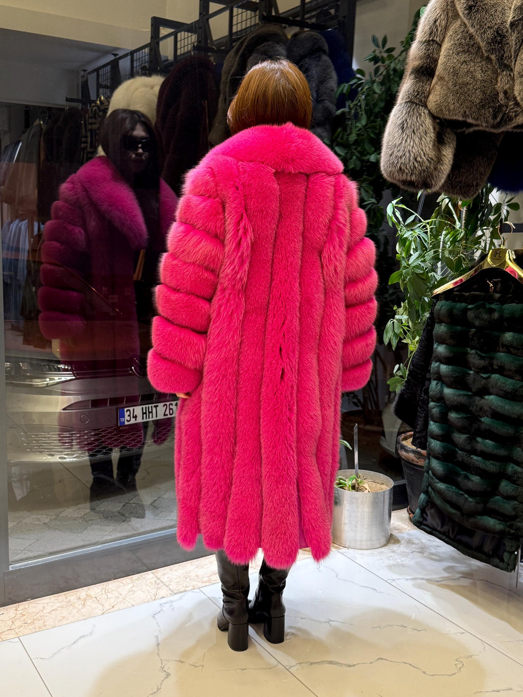 Long Fuchsia Fox Fur Coat, Pink Luxury Winter Fox Fur Jacket, Pink Fox Fur Jacket, Fuchsia Fox Fur Jacket.- Long Fox Fur Jacket