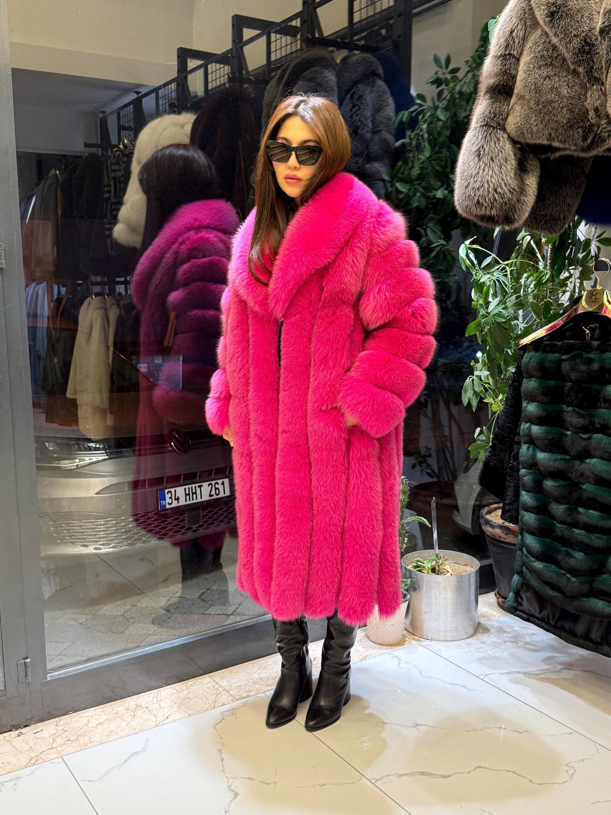 Long Fuchsia Fox Fur Coat, Pink Luxury Winter Fox Fur Jacket, Pink Fox Fur Jacket, Fuchsia Fox Fur Jacket.- Long Fox Fur Jacket