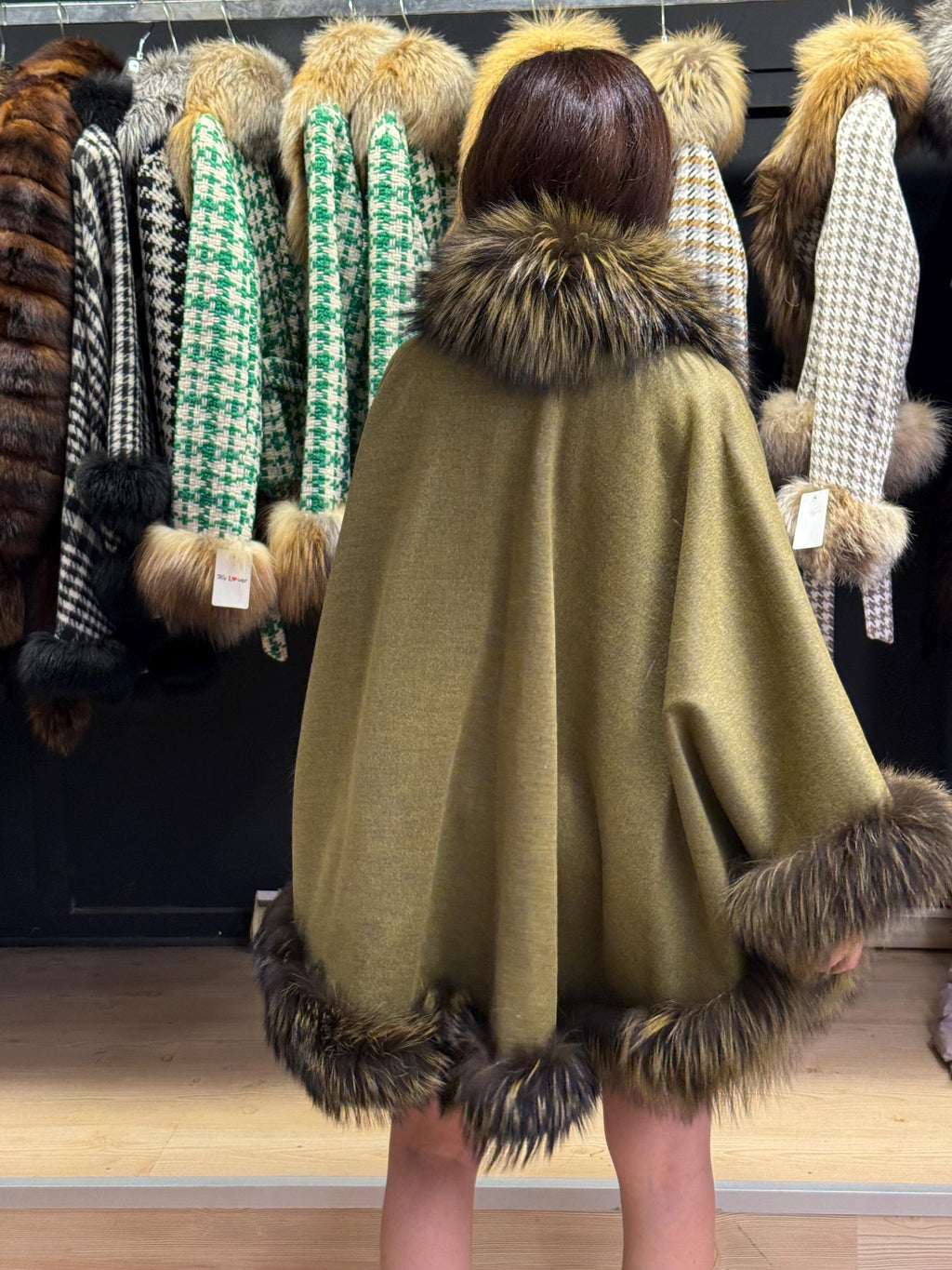 Green Wool Cashmere Cape Coat with Fox Fur Trim – Luxury Winter Wrap, Elegant Oversized Shawl, Plus Size Cloak. Fox Fur Jacket. Fox Fur