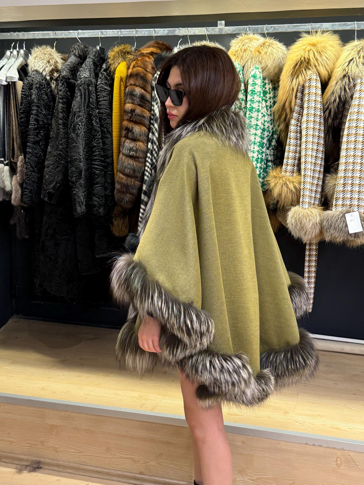 Green Wool Cashmere Cape Coat with Fox Fur Trim – Luxury Winter Wrap, Elegant Oversized Shawl, Plus Size Cloak. Fox Fur Jacket. Fox Fur