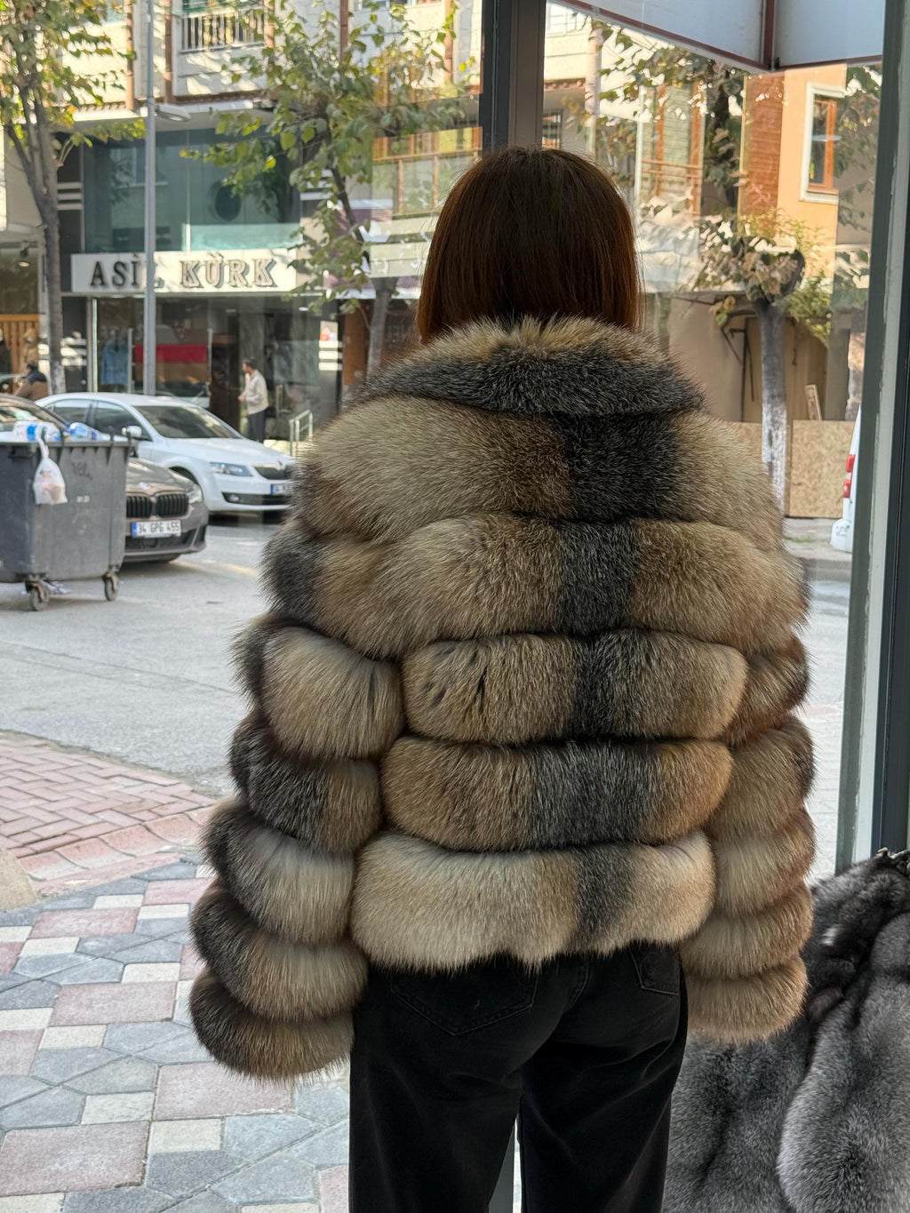 Gold Frost Fox Fur Jacket. Women’s Short Fox Fur Jacket. Frost Fox Fur Coat. Golden Fox Fur Jacket. Huge Collar Fox Fur Coat