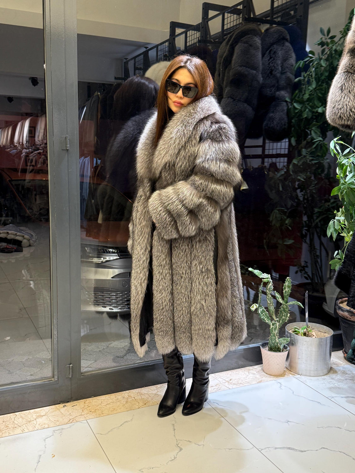 Long Silver Fox Fur Coat, Unisex Luxury Winter Fox Fur Jacket, Frost Fox Fur Jacket, Silver Fox Fur Jacket.- Long Fox Fur Jacket