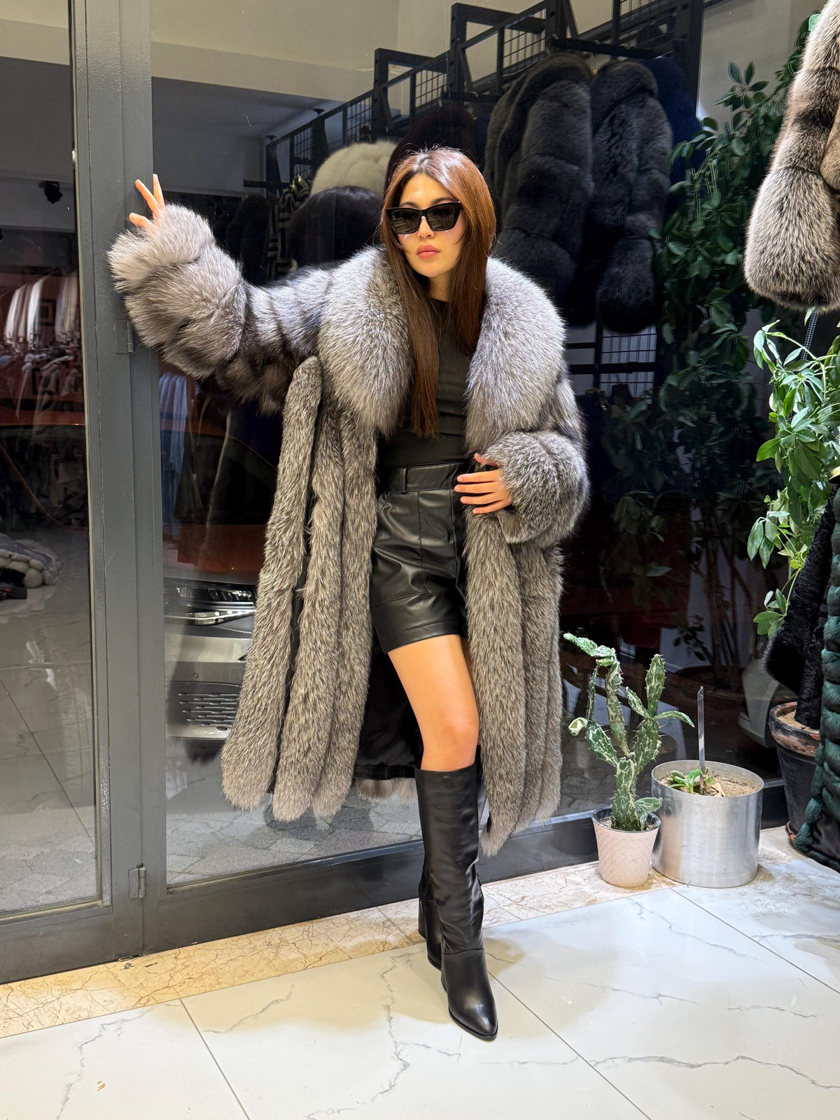 Long Silver Fox Fur Coat, Unisex Luxury Winter Fox Fur Jacket, Frost Fox Fur Jacket, Silver Fox Fur Jacket.- Long Fox Fur Jacket
