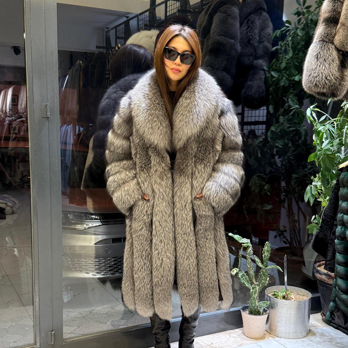 Long Silver Fox Fur Coat, Unisex Luxury Winter Fox Fur Jacket, Frost Fox Fur Jacket, Silver Fox Fur Jacket.- Long Fox Fur Jacket