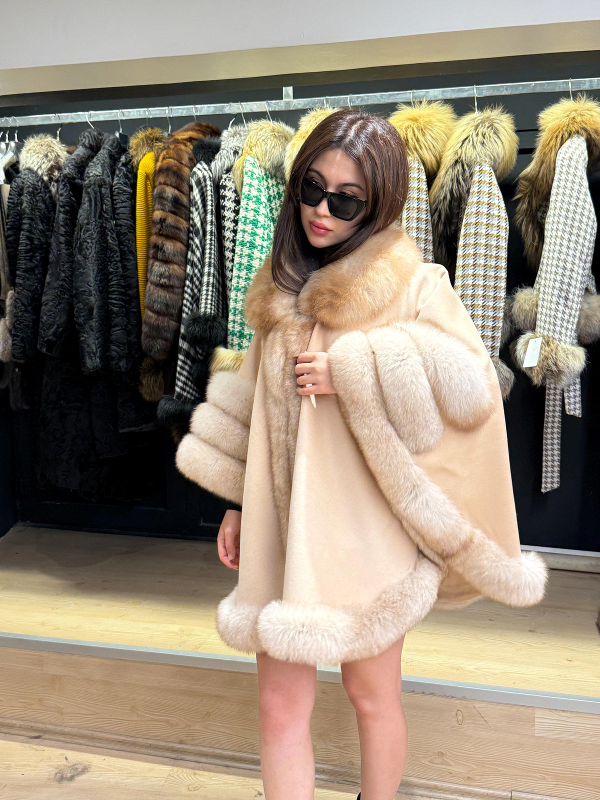 Beige Cashmere Cape With Fox Fur Trim, Women’s Wool Shawl Front Skirt - Fox Fur Jacket. Beige Fox Fur Jacket. Fox Fur Trim Coat. Fox Fur