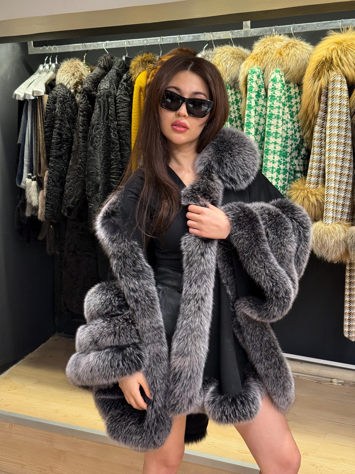 Black Cashmere Cape With Fox Fur Trim, Women’s Wool Shawl Front Skirt - Fox Fur Jacket. Silver Fox Fur Jacket. Fox Fur Trim Coat. Fox Fur