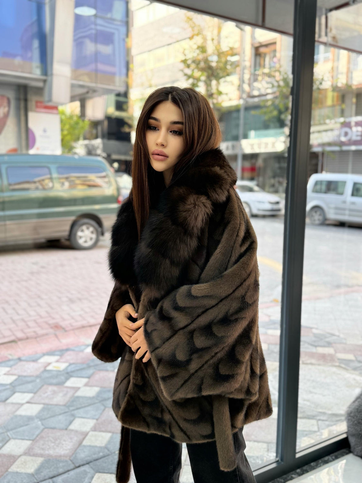 Brown Faux Mink Fur Cape With Fox Fur Trim. Collar Genuine Fox Fur Jacket