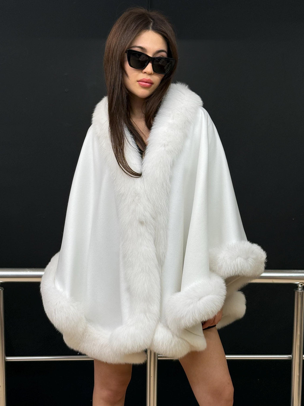 White Cashmere Cape With Fox Fur Trim, Women’s Wool Shawl Front Skirt - Fox Fur Jacket. Arctic Fox Fur Jacket. Fox Fur Trim Coat. Fox Fur