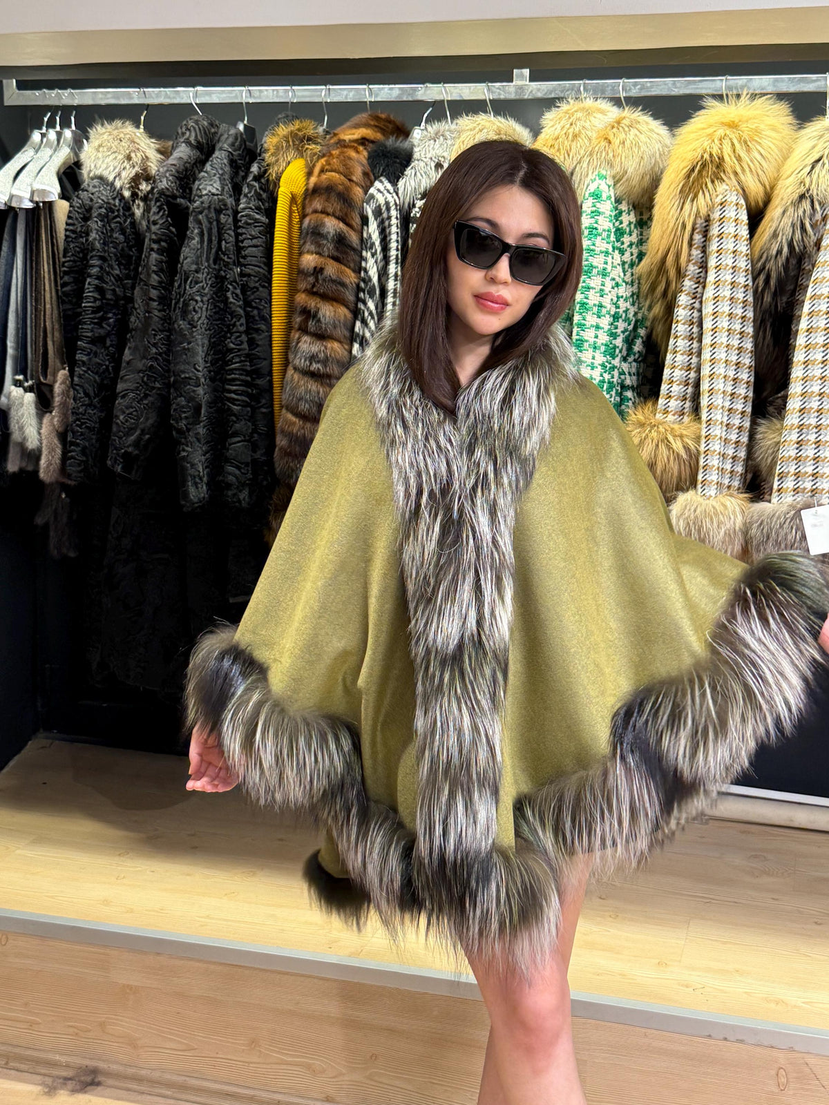 Green Wool Cashmere Cape Coat with Fox Fur Trim – Luxury Winter Wrap, Elegant Oversized Shawl, Plus Size Cloak. Fox Fur Jacket. Fox Fur
