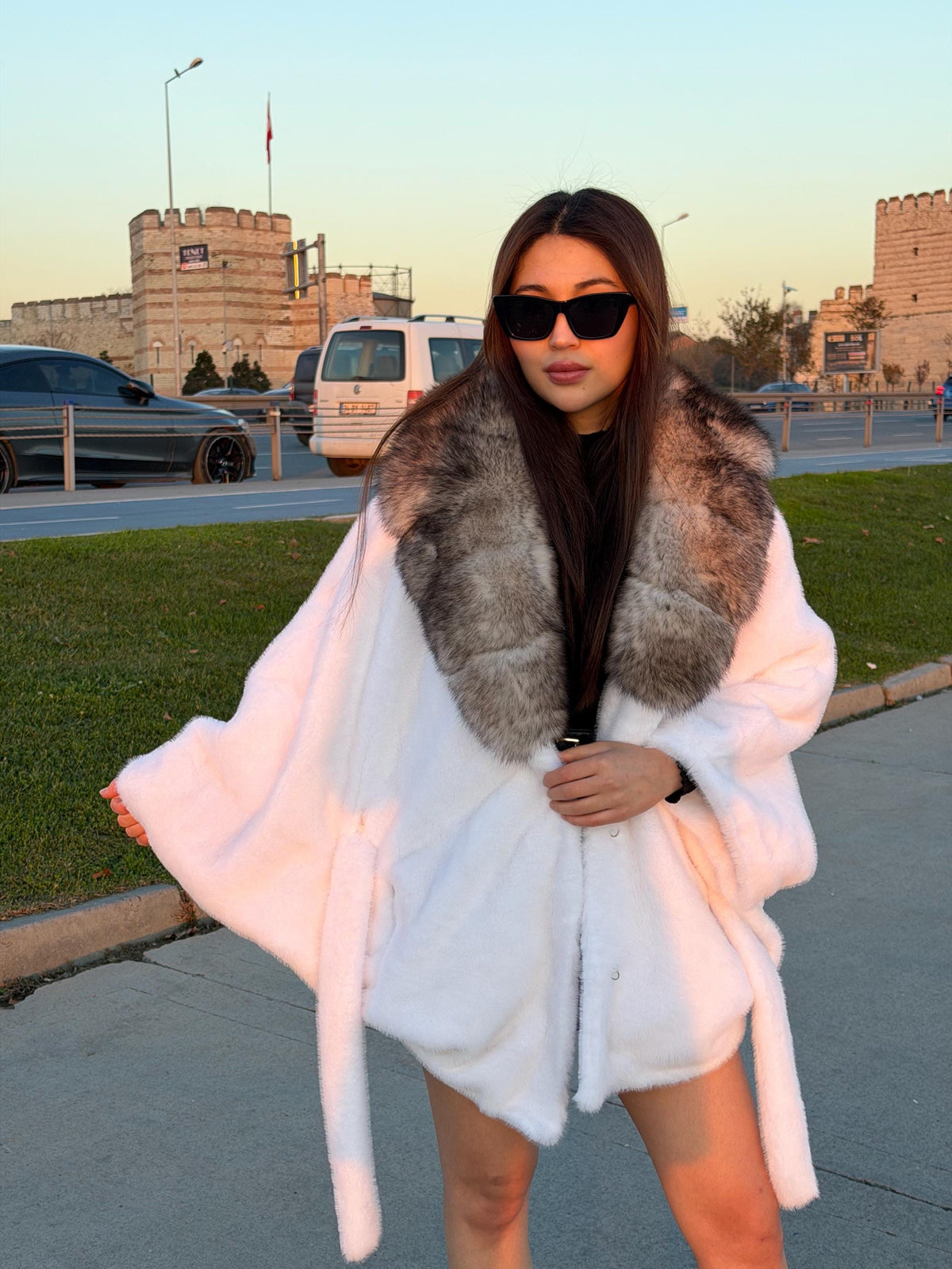 Luxury White Faux Mink Fur Cape with Real Fox Fur Collar | Elegant Women’s Winter Fox Fur Trim Coat