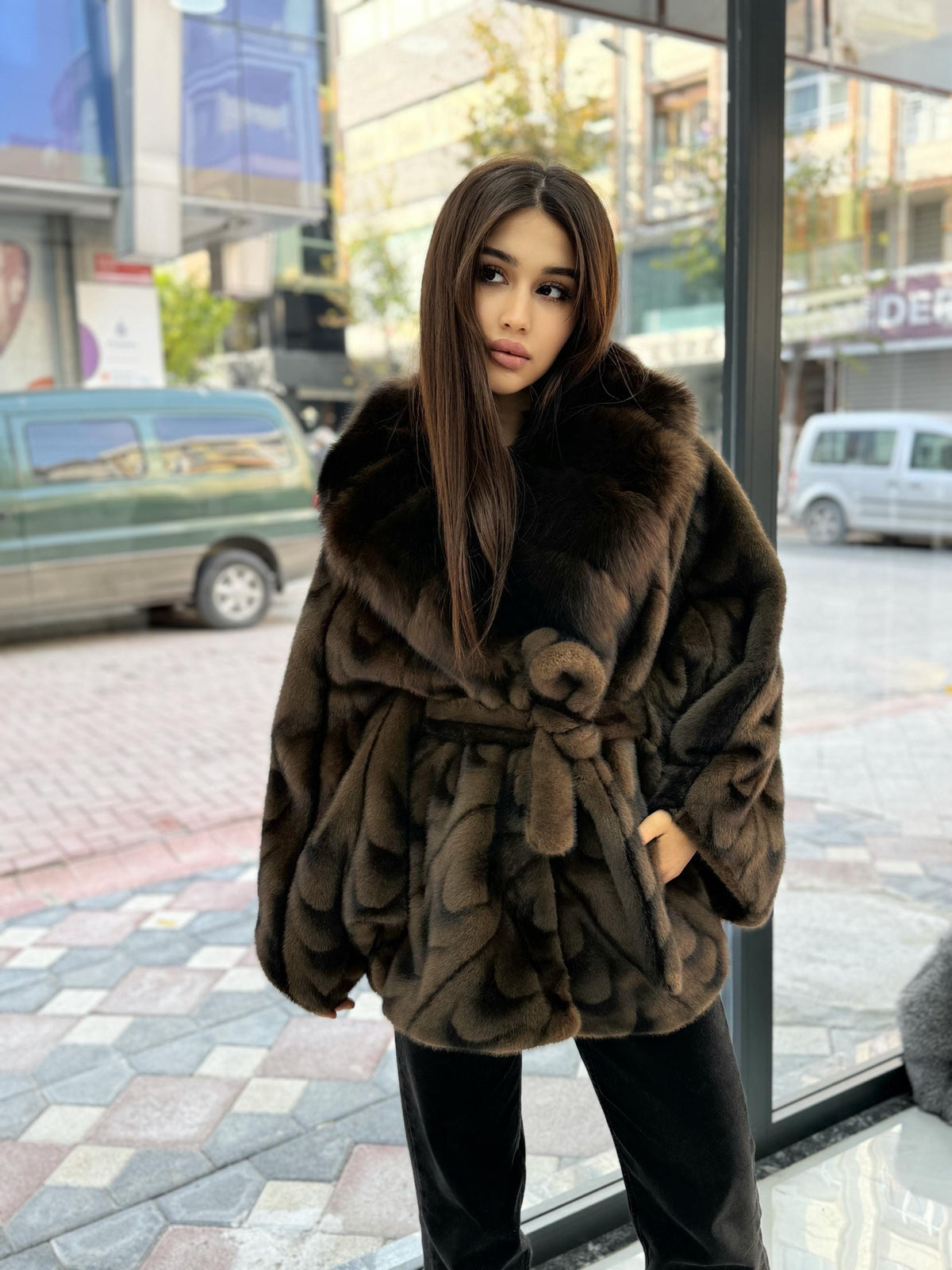 Brown Faux Mink Fur Cape With Fox Fur Trim. Collar Genuine Fox Fur Jacket