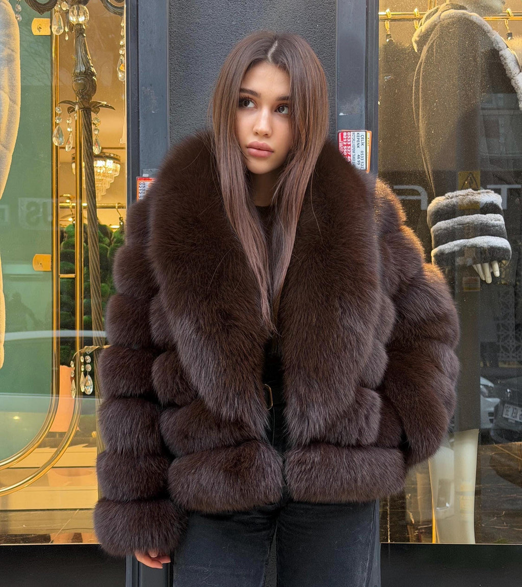 Brown Fox Fur Jacket: Short With Detachable Sleeves Fur Coat For Women
