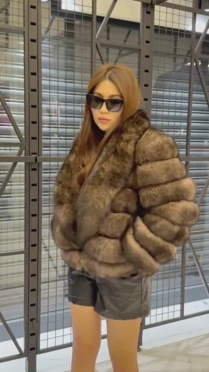 Sable Brown Fox Fur Jacket: Short With Detachable Sleeves Fur Coat For Women