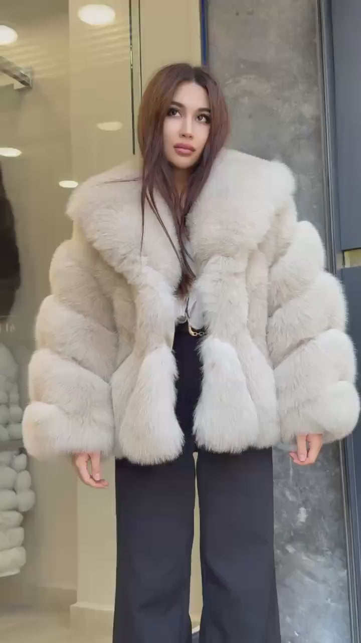 Beige Fox Fur Jacket: Women’s Handmade Short Fur Coat