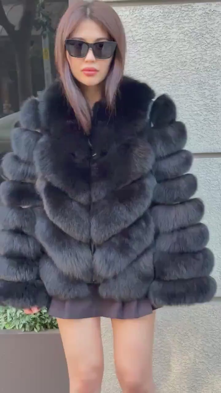 Women’s Black Fox Fur Coat: Handmade Convertible Vest with Detachable Sleeves