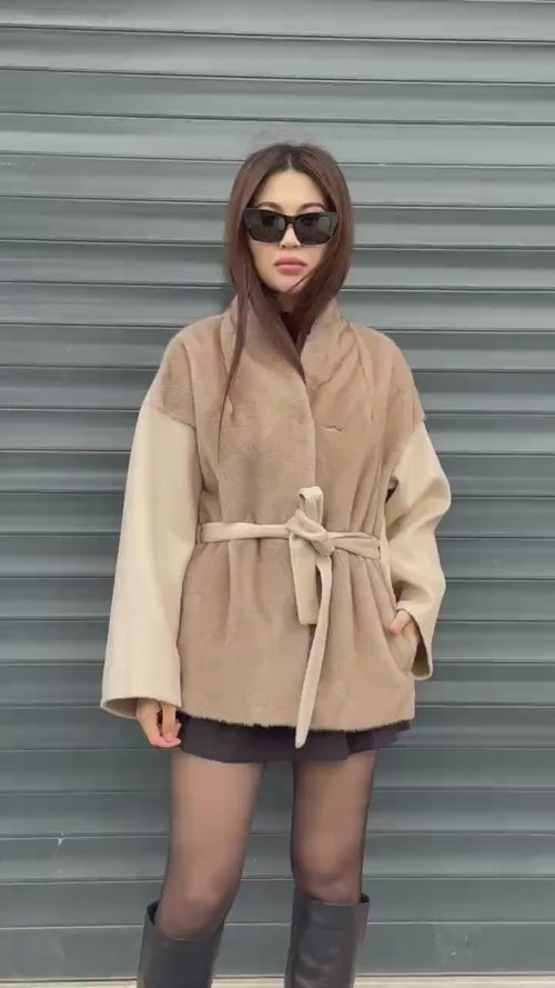 Beige Short Zibellino Alpaca Wool Jacket, Short Front Faux Mink Fur Coat