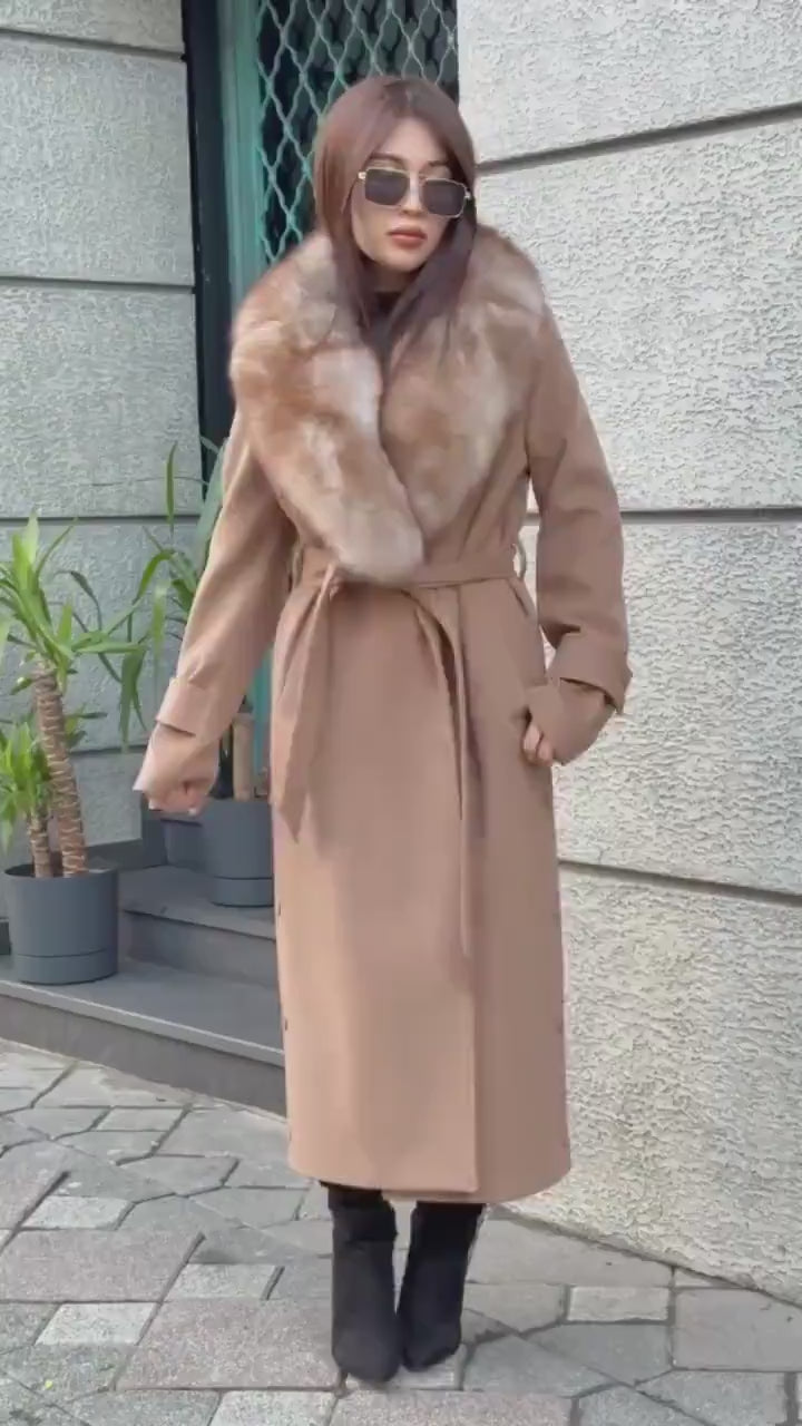 Handmade Camel Cashmere Coat , Collar Fox Fur Jacket For Women